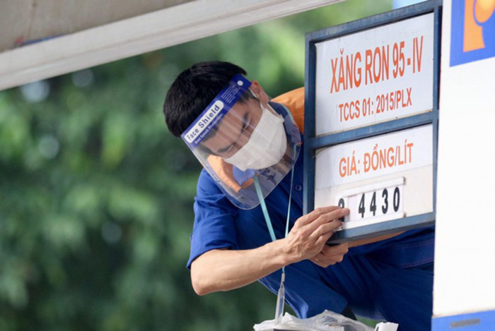 MUA XĂNG ĐỂ TÍCH TRỮ - ĐỪNG DẠI MANG BOM VỀ NHÀ